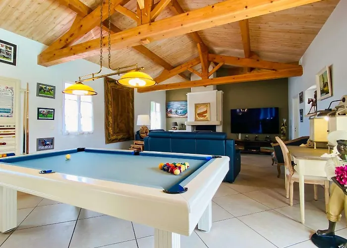 Magnifique Avec Sa Piscine Et Son Billard * Saint-Martin-de-Ré