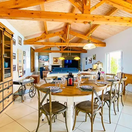 Villa Magnifique Avec Sa Piscine Et Son Billard