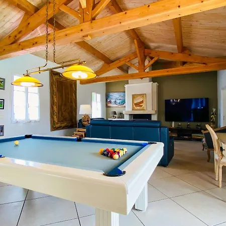 Magnifique Avec Sa Piscine Et Son Billard * Saint-Martin-de-Ré