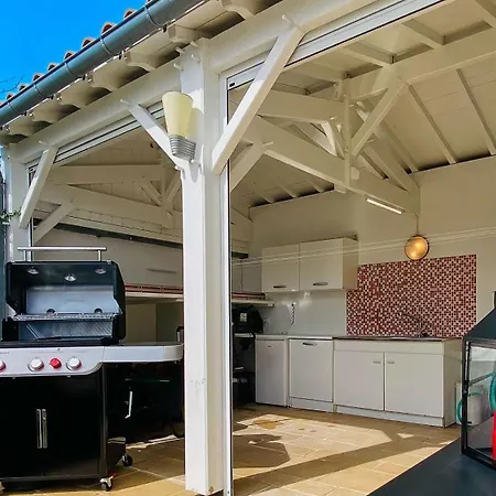 Magnifique Avec Sa Piscine Et Son Billard Saint-Martin-de-Ré